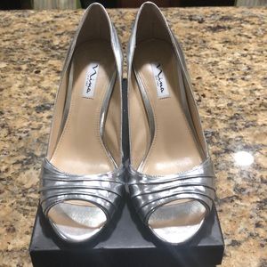 Nina Vesta Silver Foil Heel